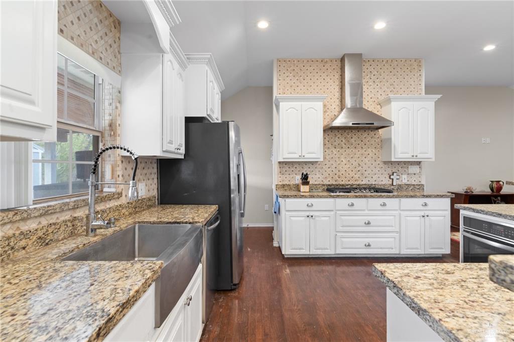 Photo 9 of 1644 Murrah Street