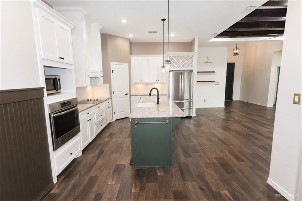 Photo 7 of 5305 Ginko Drive