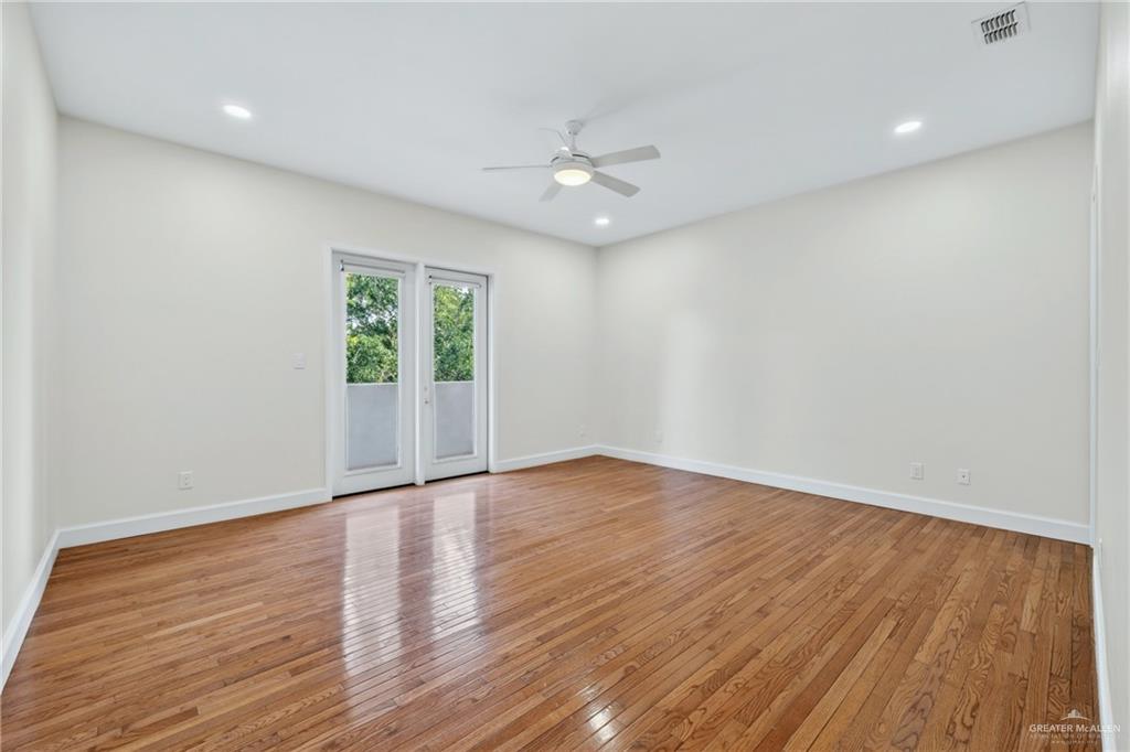 Photo 11 of 2224 45th Street