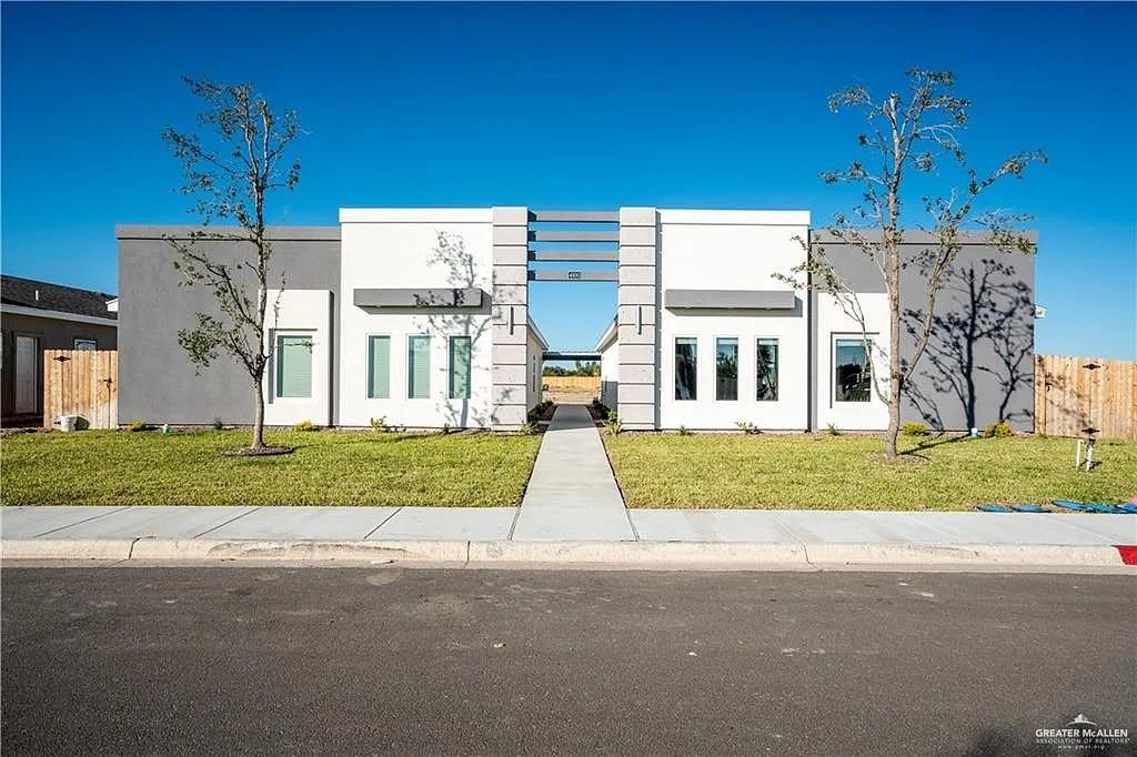 Photo 1 of 4209 La Vista Avenue #4, McAllen