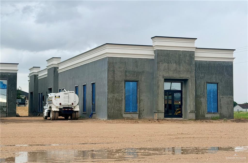Photo 2 of 1801 Veterans Boulevard #5