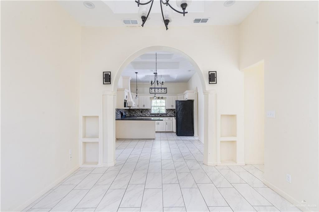 Photo 3 of 2709 Austin Avenue