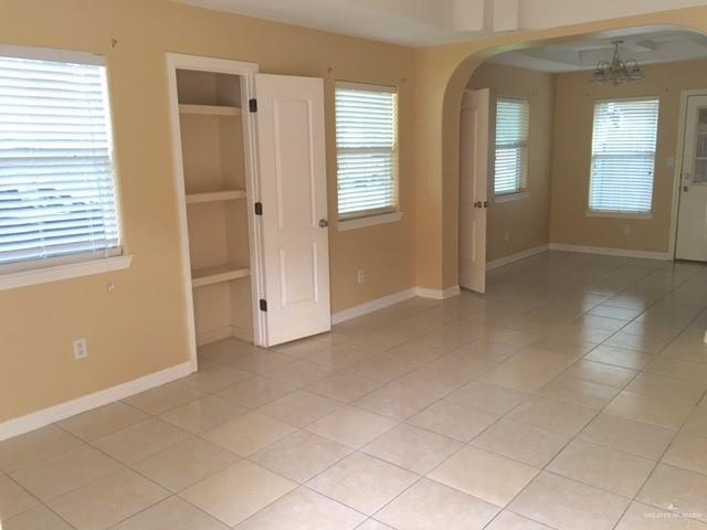 Photo 7 of 4006 Park Place Avenue