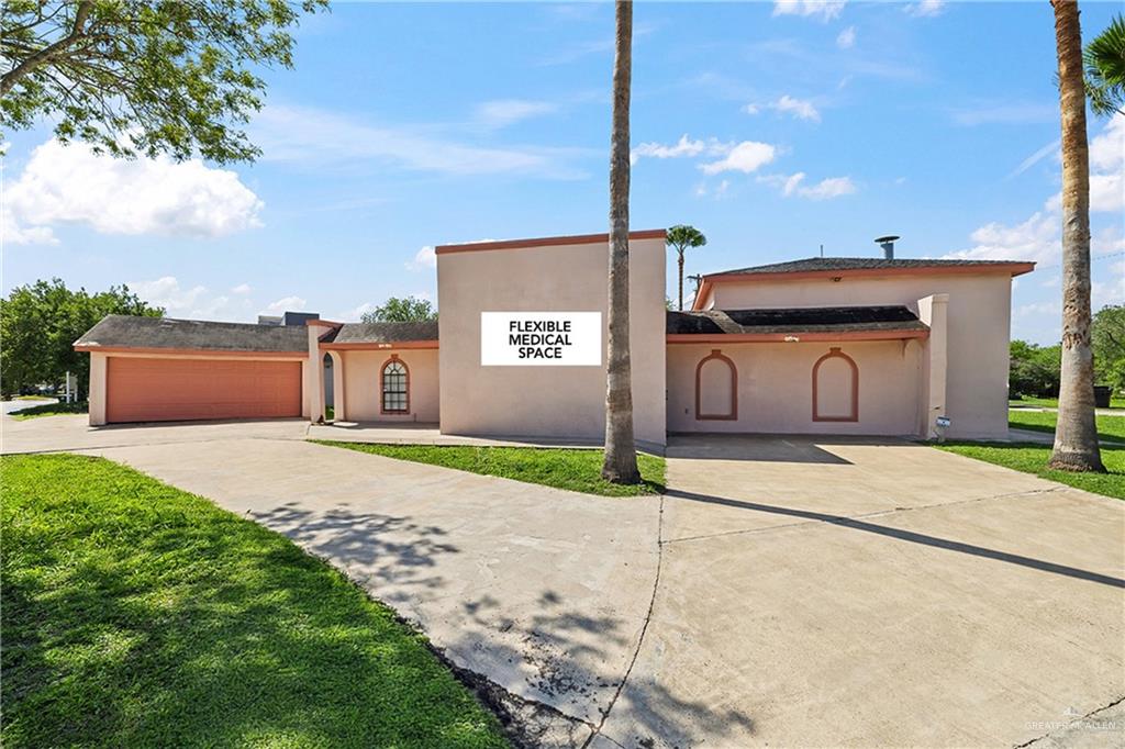 Photo 2 of 1649 Sam Houston Drive