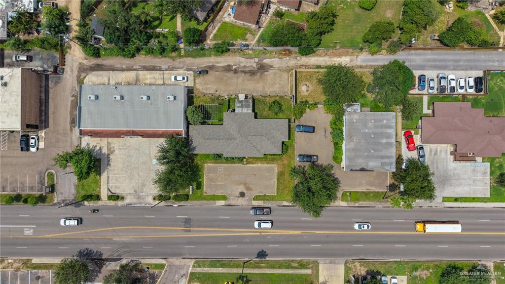 Photo 3 of 500 Pecan Boulevard