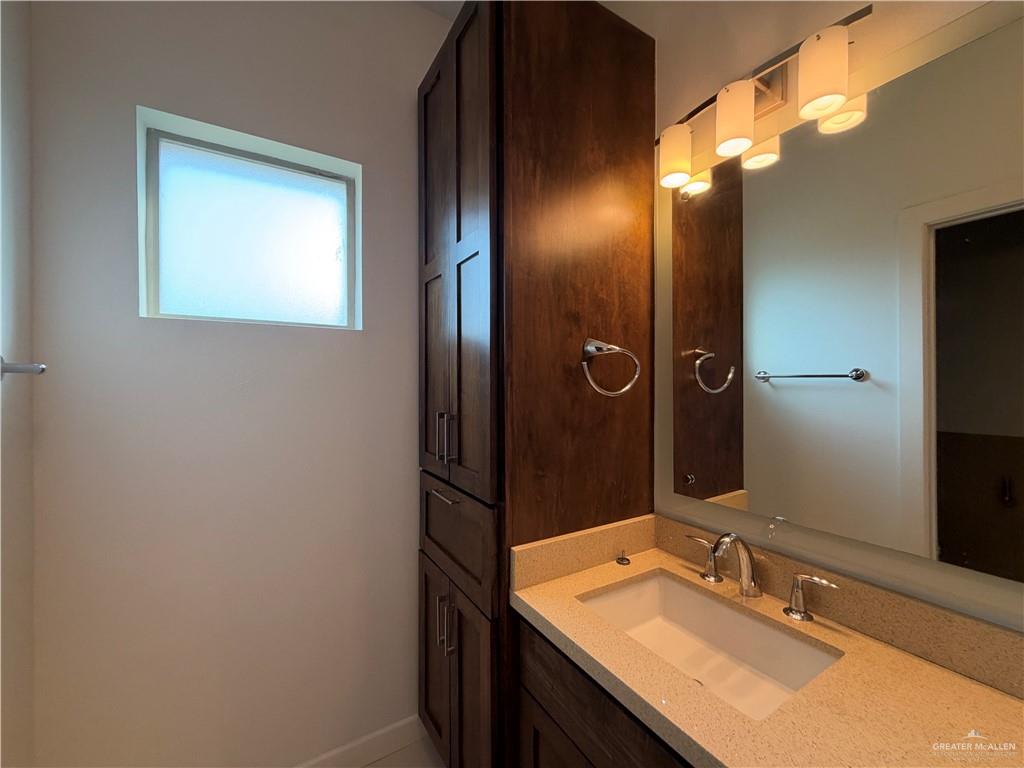 Photo 19 of 213 Ulex Avenue