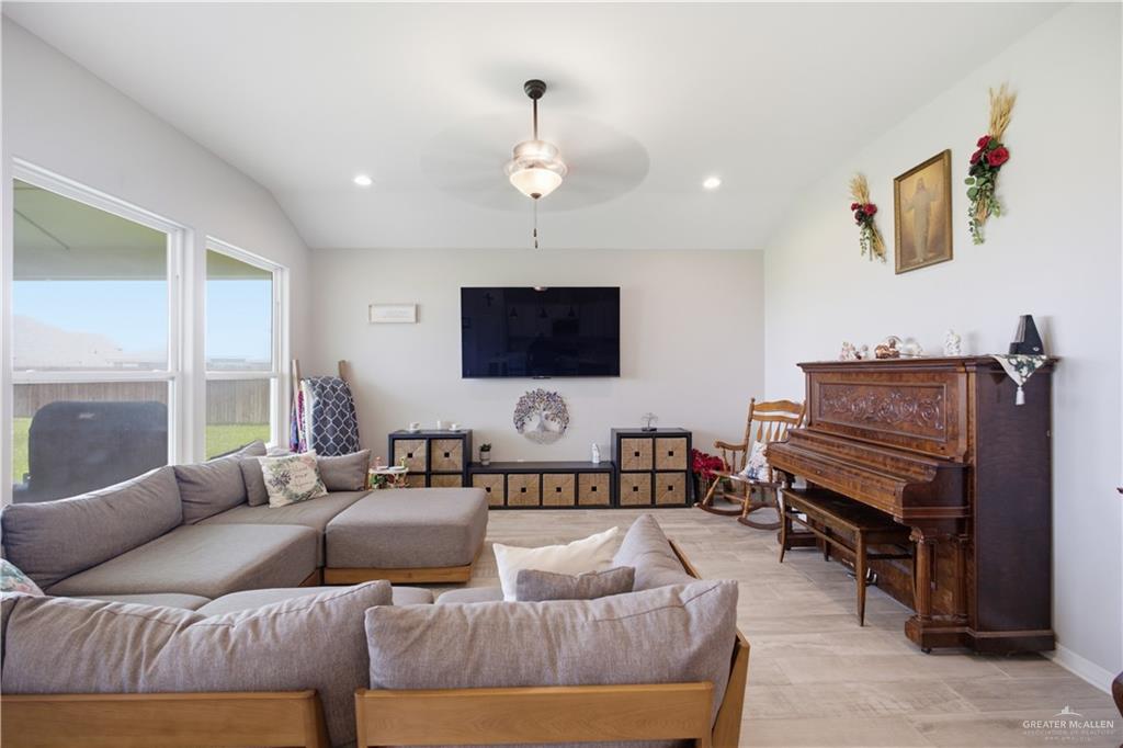 Photo 8 of 14452 Chalk Ridge Drive