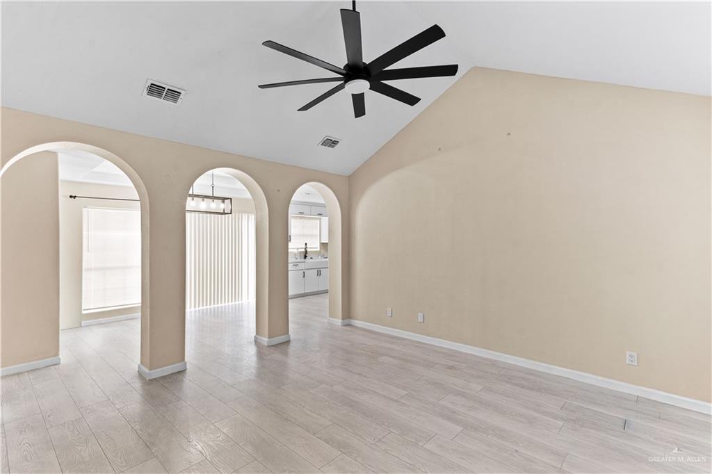 Photo 2 of 4229 Goldcrest Avenue
