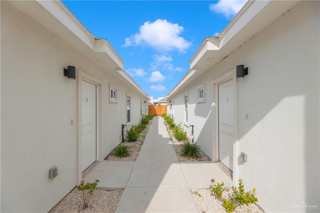 Photo 3 of 3308 Whetstone Avenue #1