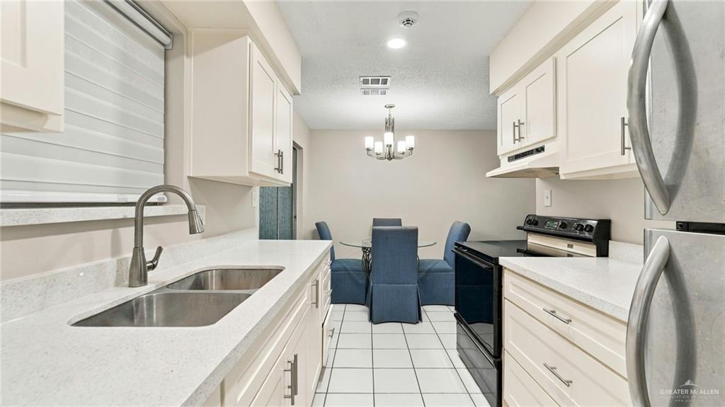 Photo 6 of 125 Tamarack Avenue