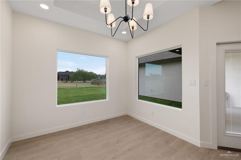 Photo 6 of 2813 Alyna Avenue