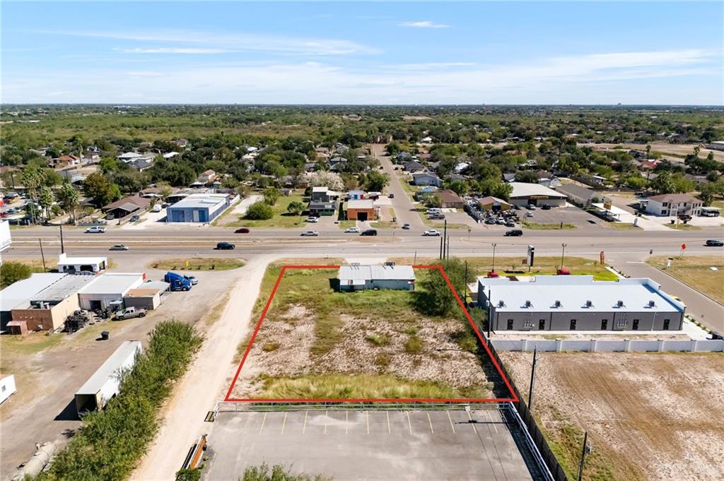 Photo 9 of 701 Conway Boulevard