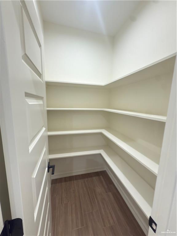 Photo 6 of 1413 Vine Avenue #4