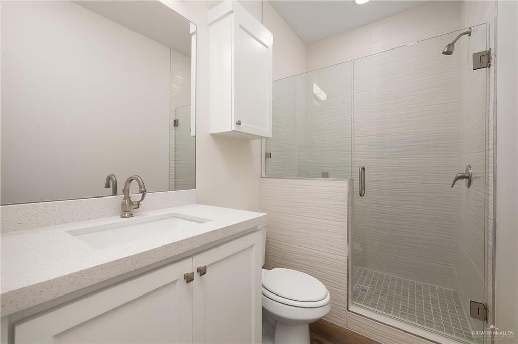 Photo 11 of 609 Onyx Avenue #3