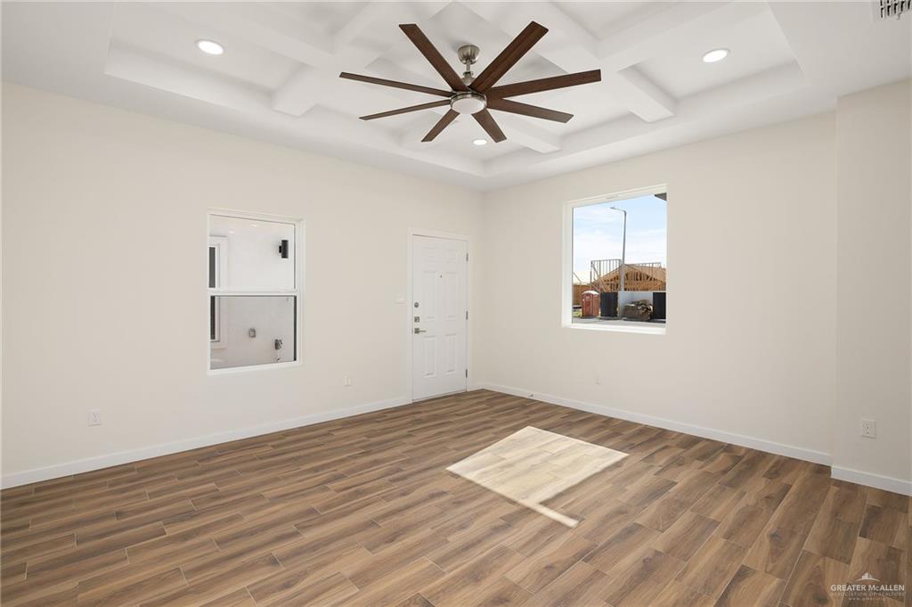 Photo 6 of 609 Onyx Avenue #3