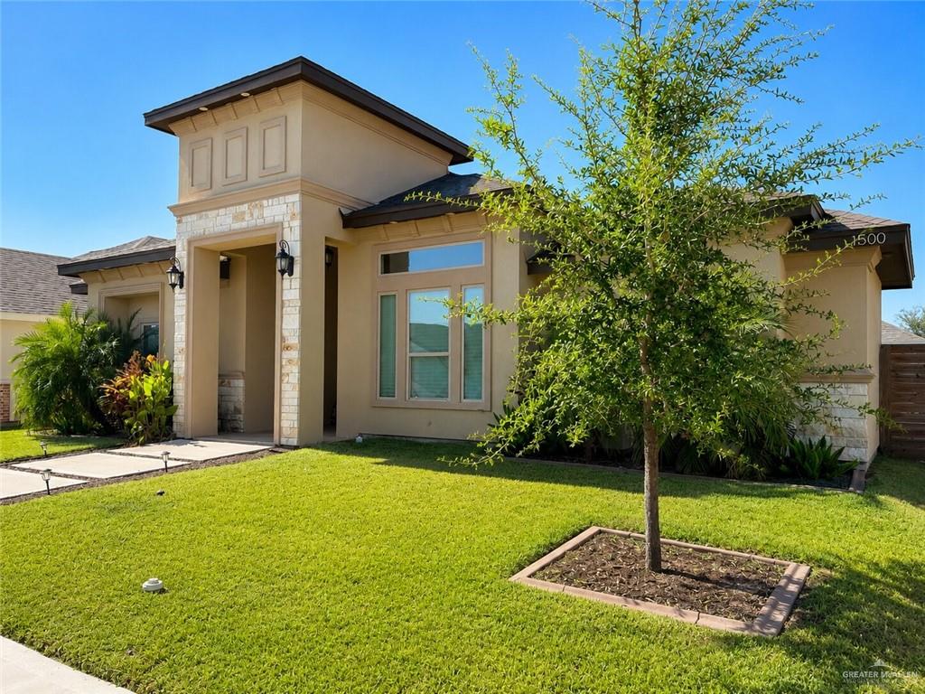 Photo 2 of 1500 Zenith Drive