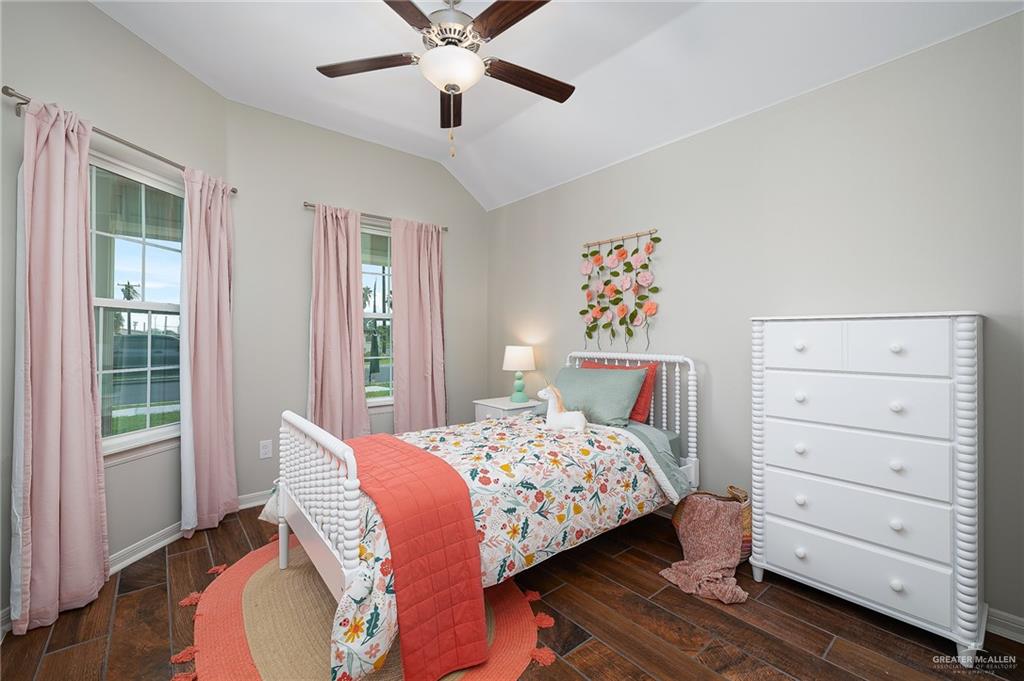 Photo 10 of 2110 Sonador Drive