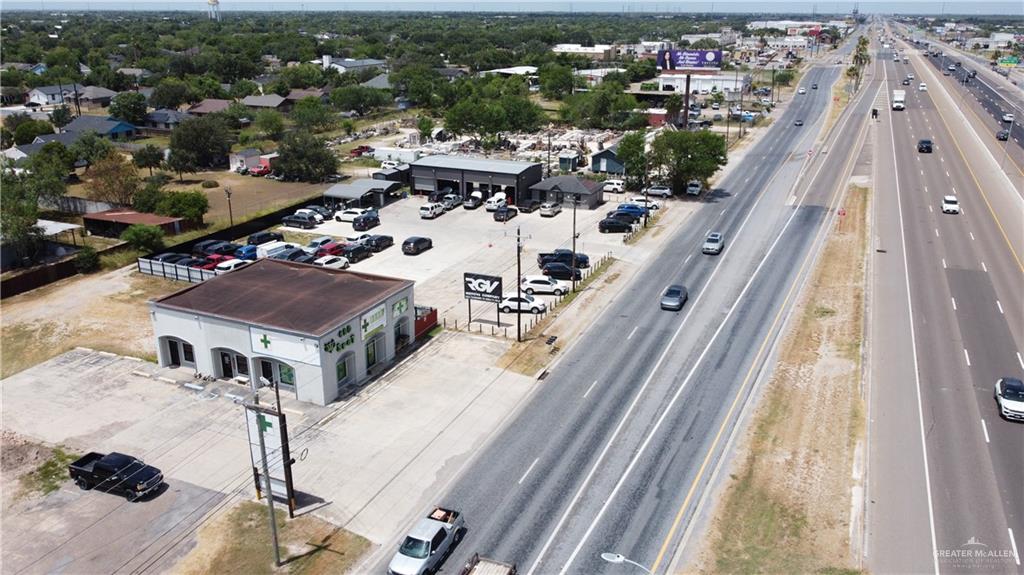 Photo 3 of 1205 Expressway 83 #B