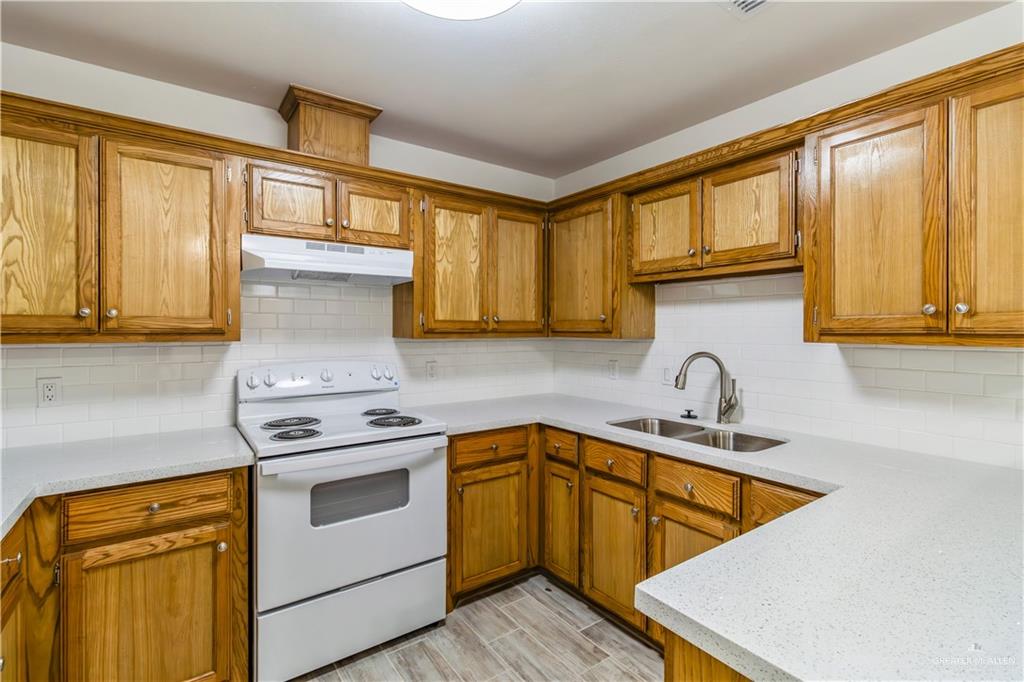 Photo 4 of 933 English Avenue #C
