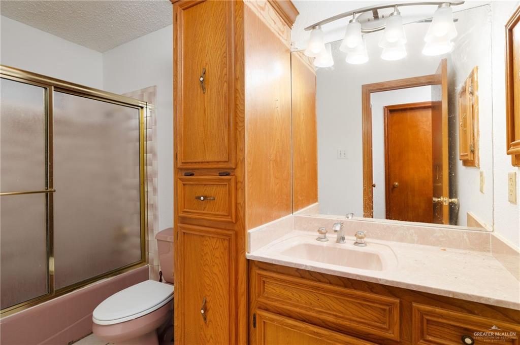 Photo 13 of 3808 Cynthia Street