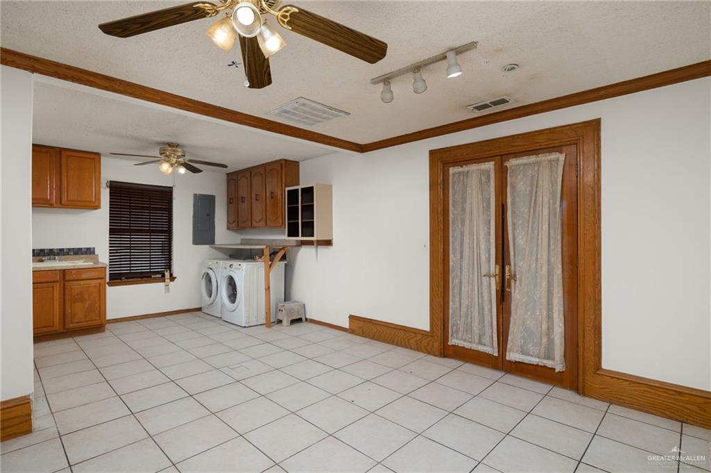 Photo 15 of 3808 Cynthia Street