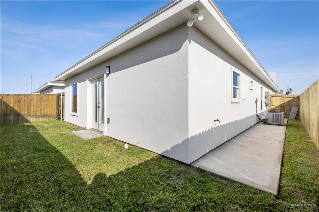 Photo 15 of 1305 Aryana Avenue