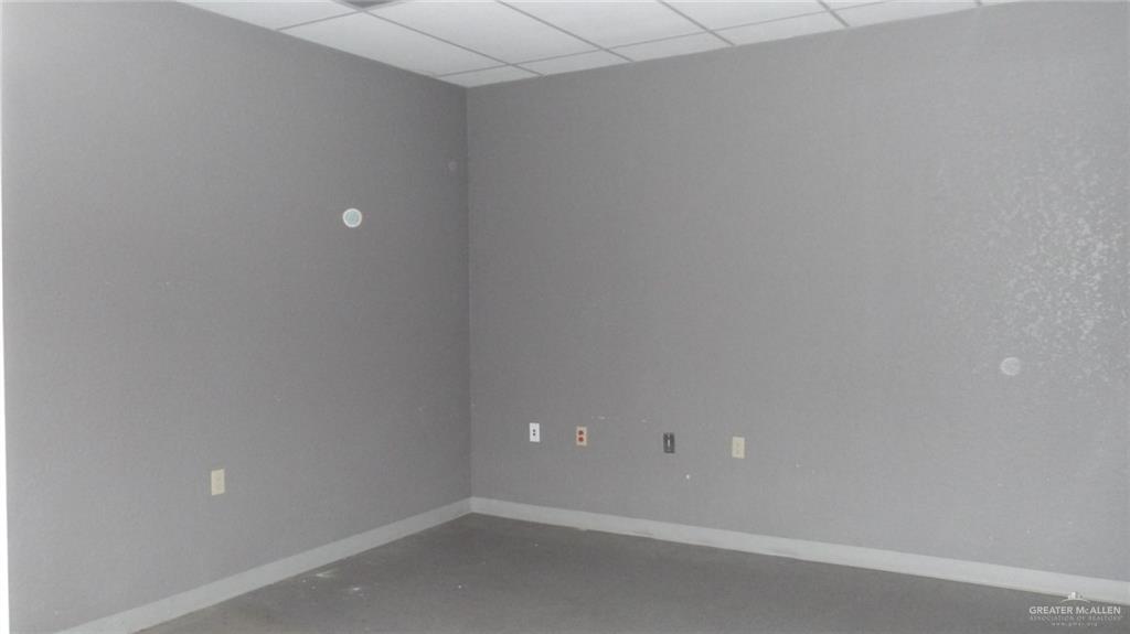 Photo 9 of 1130 Pecan Boulevard