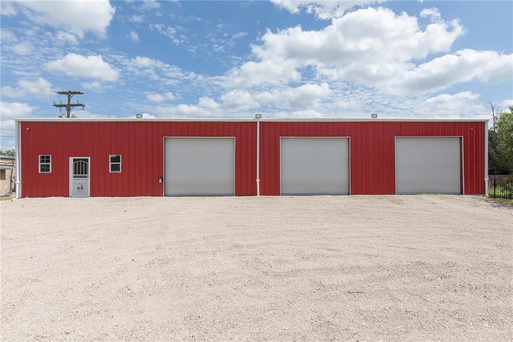 Photo 4 of 5305 Alberta Road