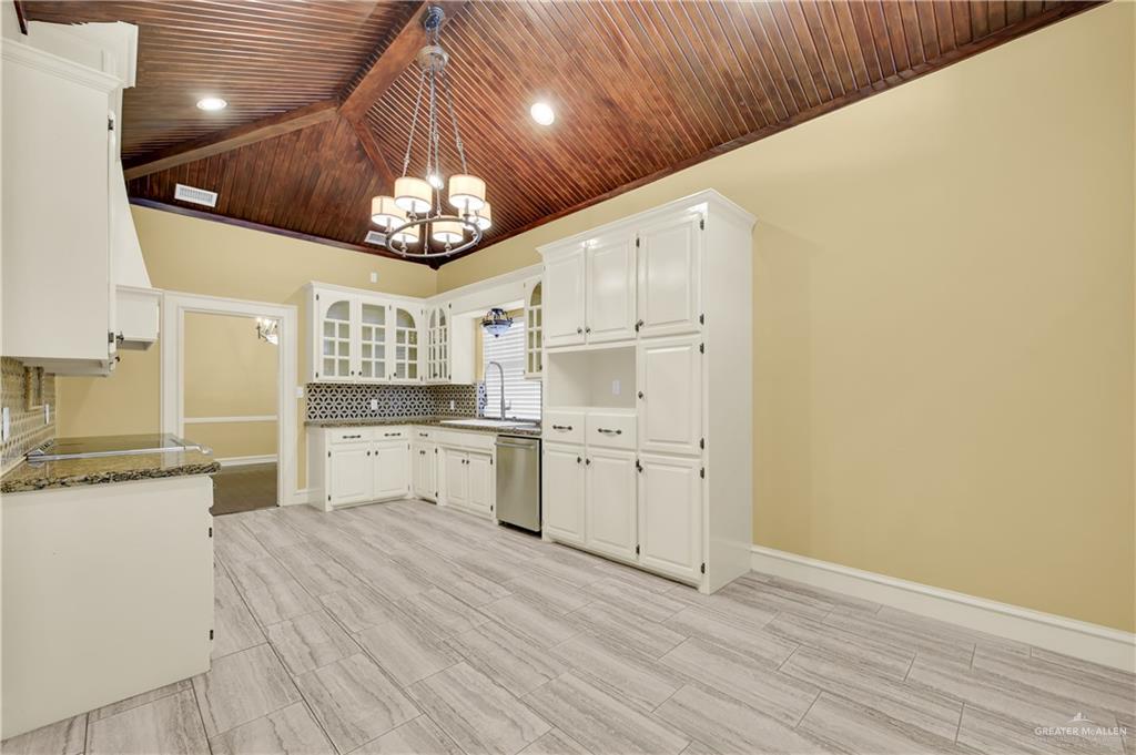 Photo 9 of 621 Avocet Avenue