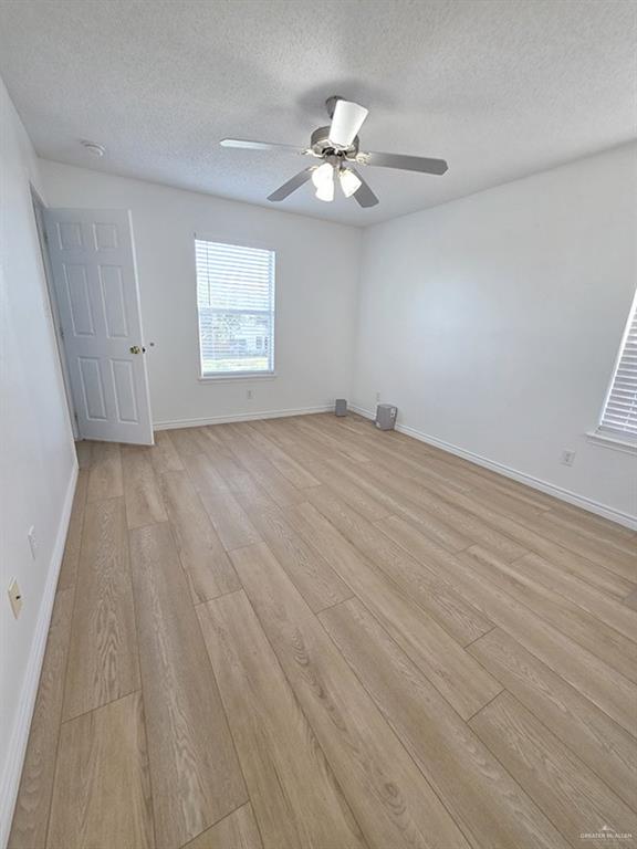 Photo 16 of 3217 Queens Avenue