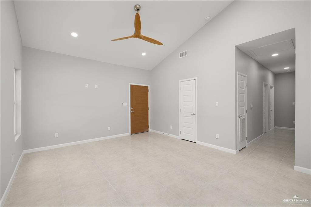 Photo 5 of 2701 Woodpecker Road #4