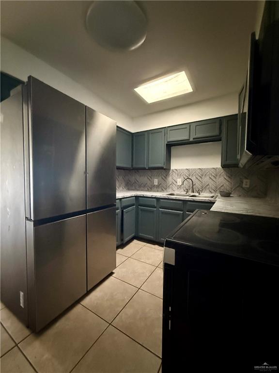 Photo 10 of 900 Dallas Avenue #20