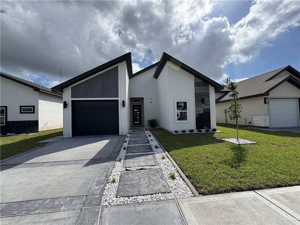 Photo 1 of 5808 Rayo Del Sol Street, Edinburg