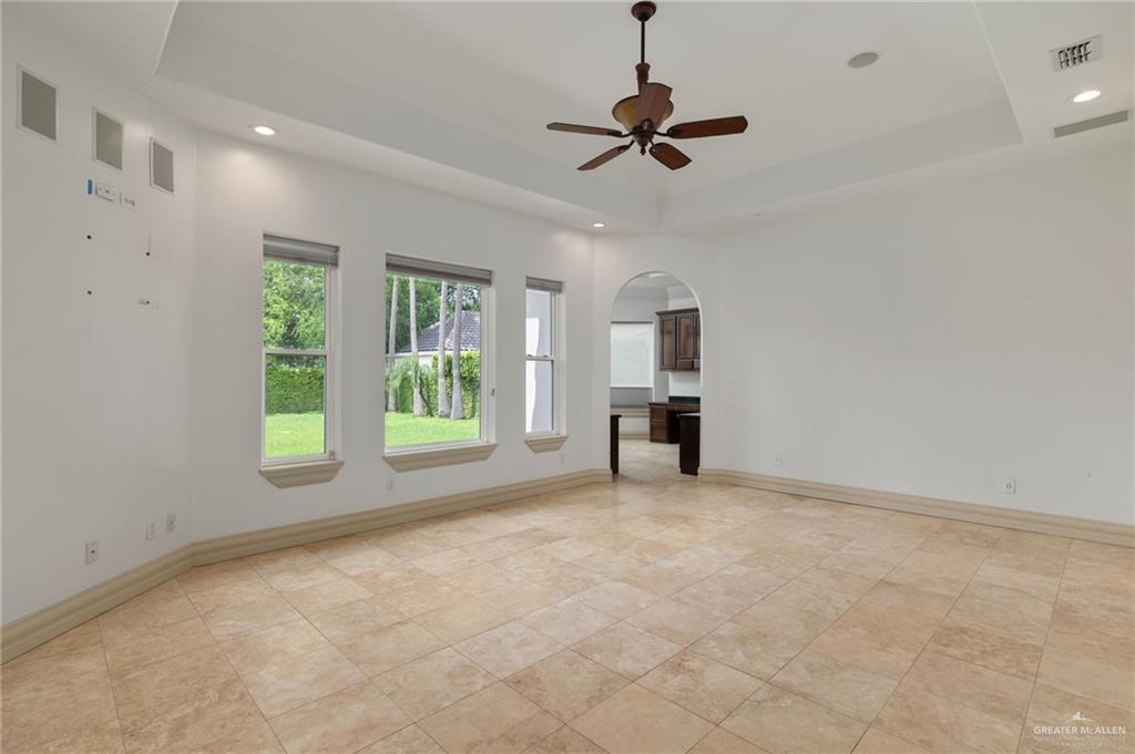 Photo 11 of 1615 Palazzo Drive