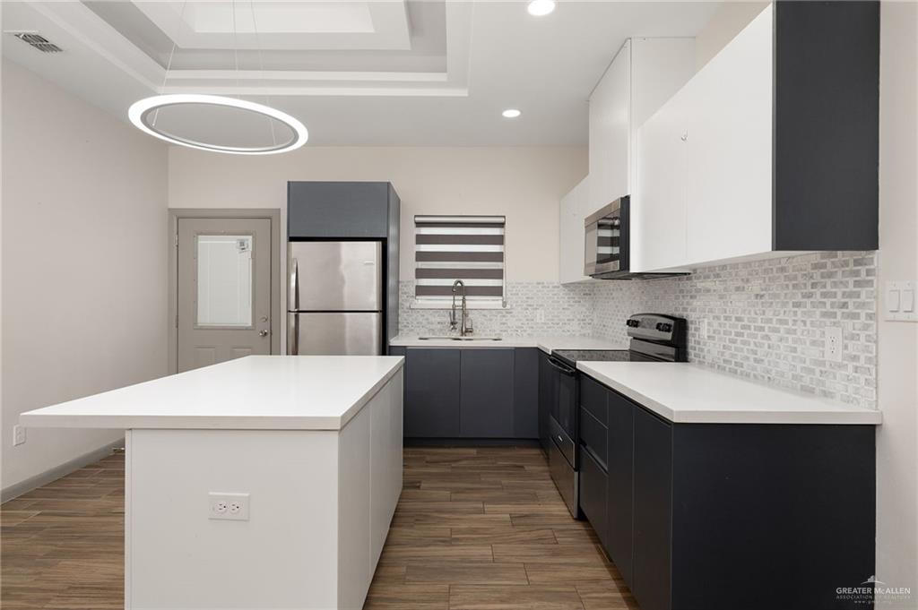 Photo 5 of 1603 Angelina Drive #2
