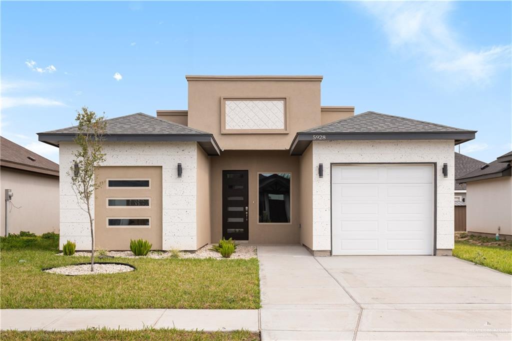 Photo 1 of 5928 Playa Del Sol Street, Edinburg