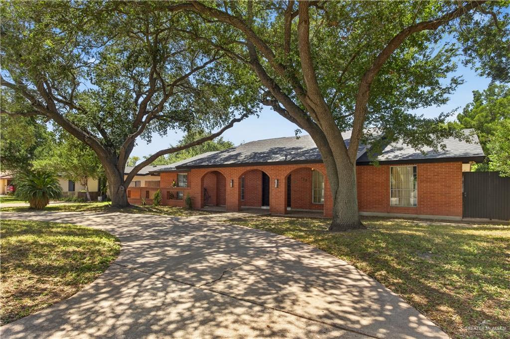 Photo 3 of 112 Houston Street