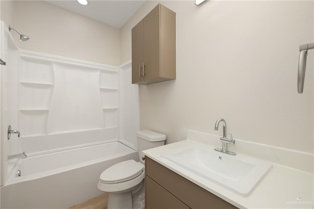 Photo 9 of 5327 Vision Street #B