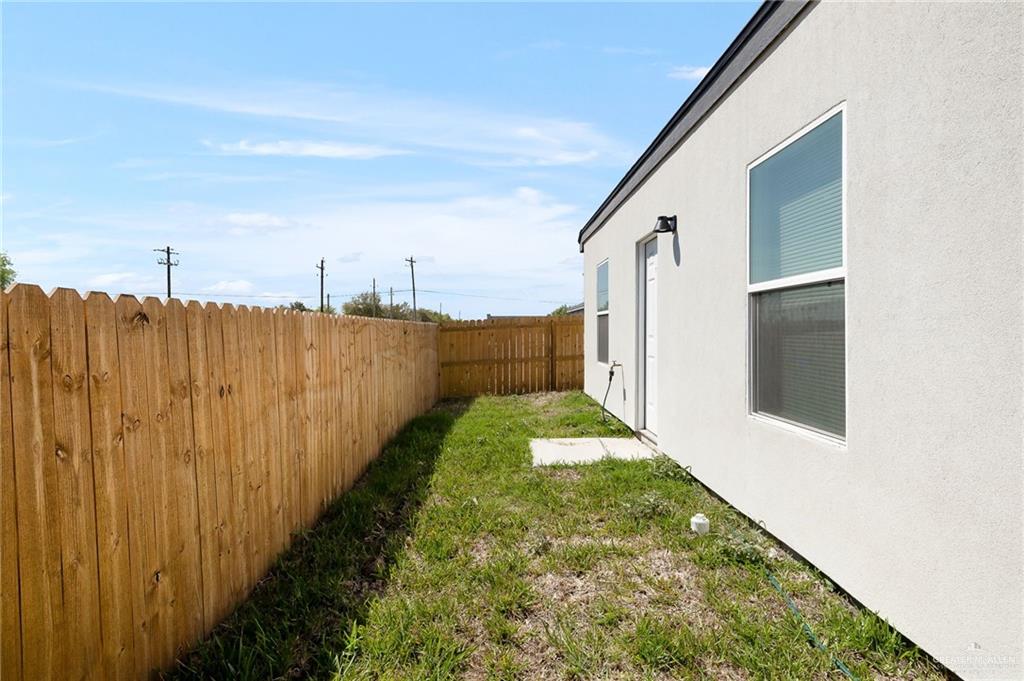 Photo 17 of 11008 27th Street