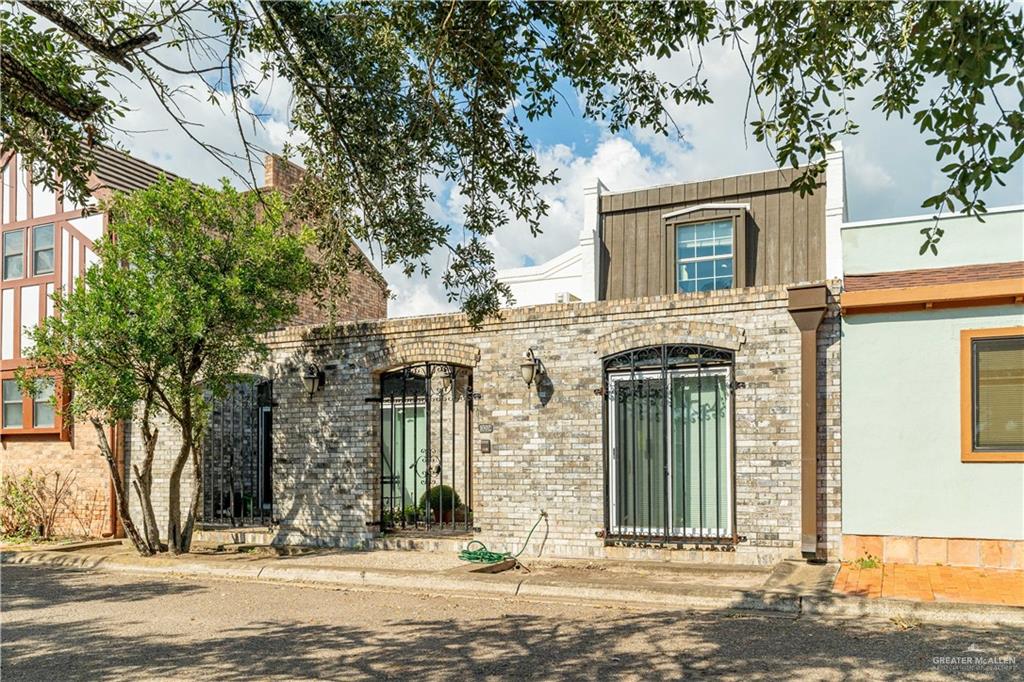 Photo 1 of 1002 Border Avenue, Weslaco