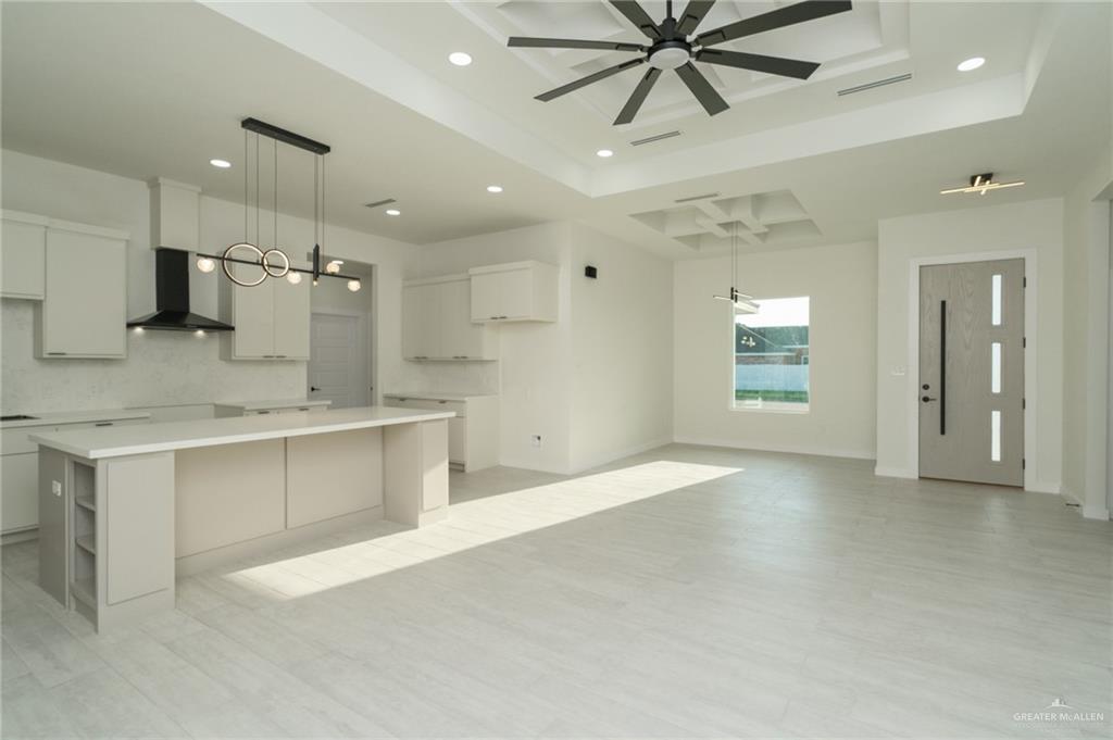 Photo 7 of 461 Texas Boulevard