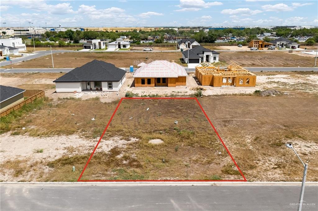 Land home at 305 30th Street, Hidalgo, Texas