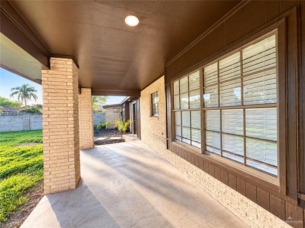 Photo 20 of 2101 Jonquil Avenue
