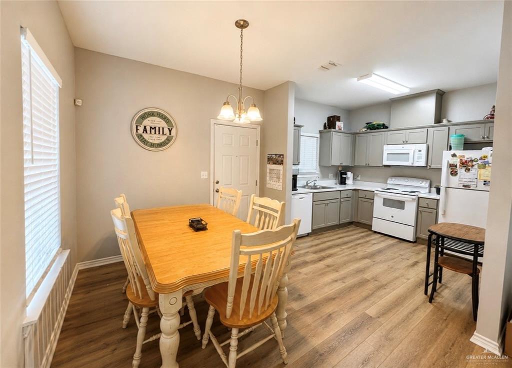 Photo 2 of 508 16th Street