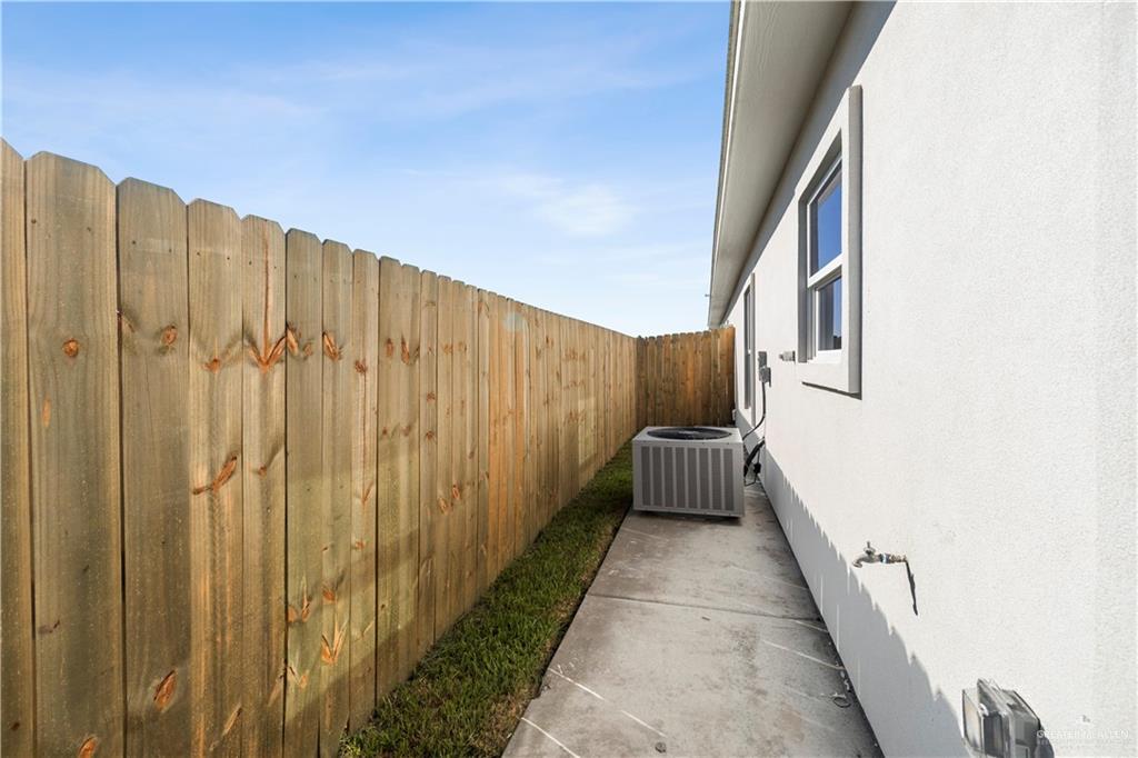 Photo 34 of 1301 Aryana Avenue