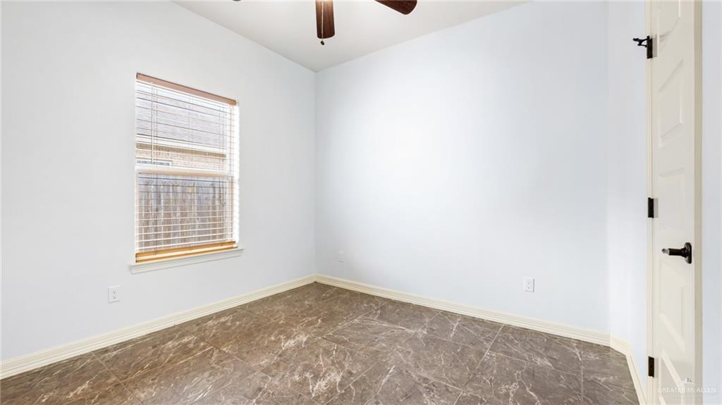 Photo 19 of 220 Los Laureles Drive