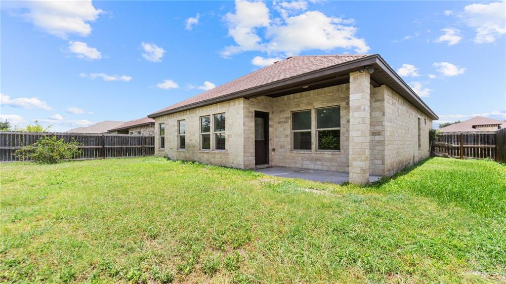 Photo 22 of 220 Los Laureles Drive