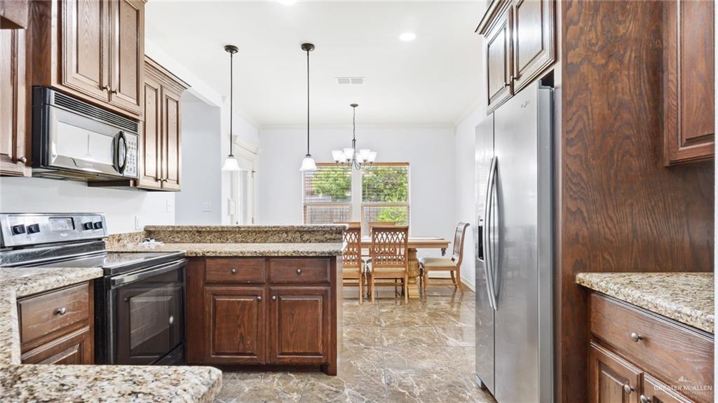 Photo 8 of 220 Los Laureles Drive