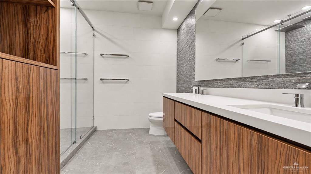 Photo 22 of 4200 Worthington Avenue