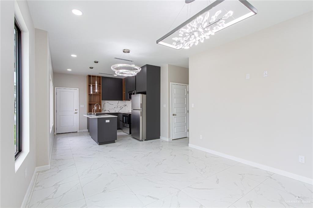 Photo 2 of 4212 Hummingbird Avenue #71